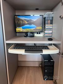 Computer fisso HP con schermo 22 pollici  acer
