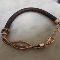 Bracciale in argento e cuio