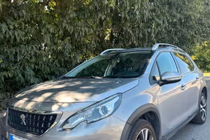 Peugeot 2008 1.5 BlueHDi 120cv Allure | Automatica