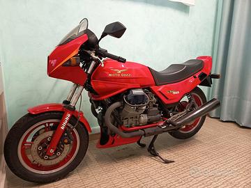 Moto Guzzi le Mans 1000