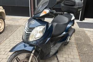 Scooter Malaguti modello Password 250 cc