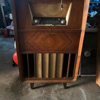 radio in legno minerva anni 50