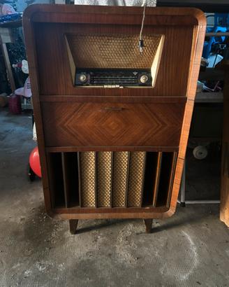 radio in legno minerva anni 50