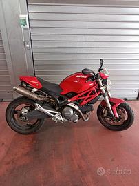 Monster 696+
