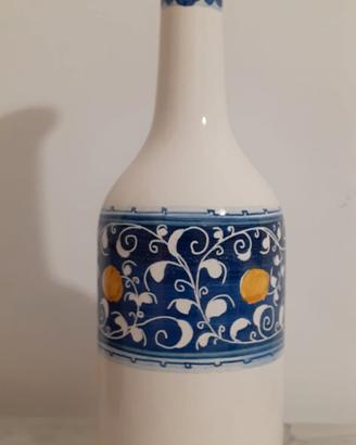 bottiglia castelli firm. simonetti decorata a mano