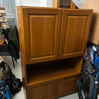 Mobile in legno massiccio due pezzi componibile