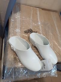 Calzature sanitarie 