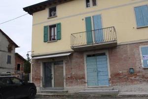 Immobile in asta di 70 m² con 2 locali a Scandiano