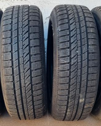 Pneumatici invernali 175/65 R14 82T con cerchi