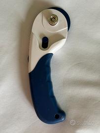 Cutter o taglierino rotatorio per tessuto