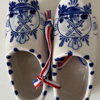 Mini zoccoli in ceramica stile Delft blu e bianco