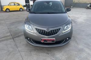 Lancia Ypsilon 1.0 FireFly 5 porte S&S Hybrid Gold