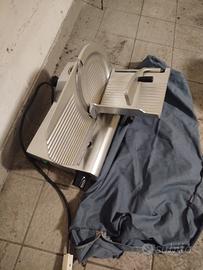 affettatrice elettrica 