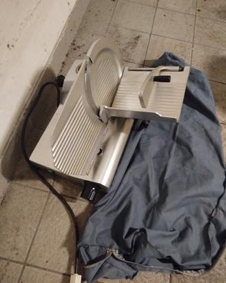 affettatrice elettrica 