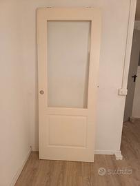Porta vetro scorrevole laccata bianca senza telaio