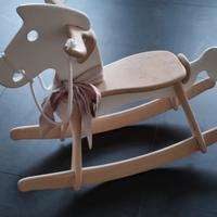 Cavallo a dondolo in legno Alondra