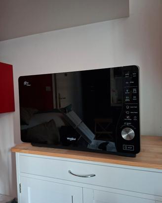 Forno a Microonde Whirlpool ExtraSpace Crisp 