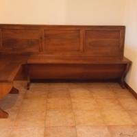 Panca angolare contenitore in legno massiccio