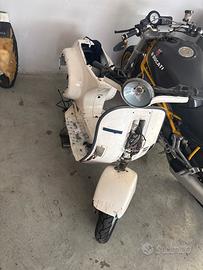 Smembro/ricambi vespa hp 50