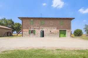 SPLENDIDA CASA RURALE INDIPENDENTE CON FIENILE