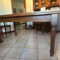 Tavolo in noce massello