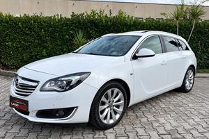 Opel Insignia 1.4 Turbo Sports Tourer GPL