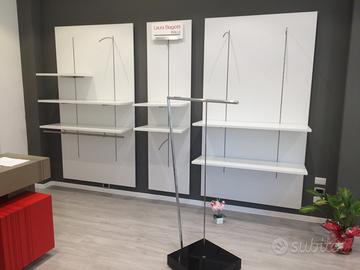 ARREDAMENTO PER NEGOZI