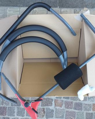 attrezzo per allenamento addominali e braccia