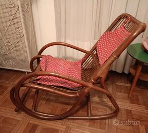 sedia a dondolo in bambù anni '70