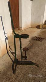 macchina tappa bottiglie