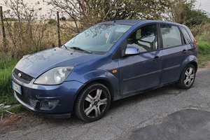 0FFERTA - Ford Fiesta MK5 anno 2006 DIESEL