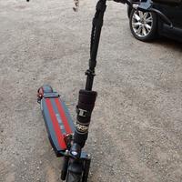 Monopattino elettrico KUGOO M4 42Km/h