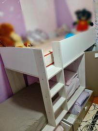 Letto a castello con mobili