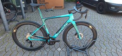 BIANCHI INFINITO PRO ULTEGRA Di2