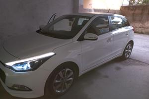 Hyundai i20 tenuta con tanta Cura