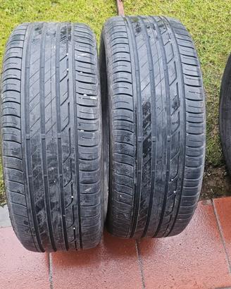 2 gomme 215 55 17 94 V Brigistone Touranza a 90%
