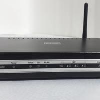 Router/Modem ADSL WiFi D-Link modello 2640B.