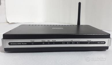Router/Modem ADSL WiFi D-Link modello 2640B.