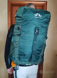 Night Cat 100L Zaino Trekking Unisex - Nuovo