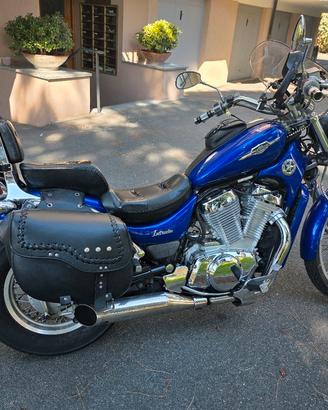 Suzuki intruder 750