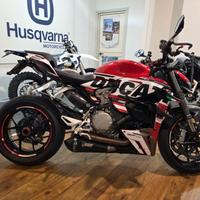 Ducati Streetfighter V2