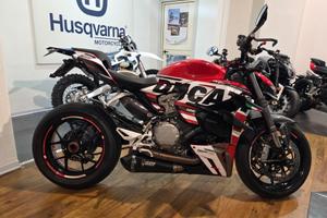 Ducati Streetfighter V2
