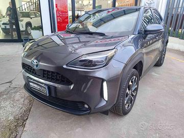 TOYOTA Yaris Cross 1.5 Hybrid 5p. E-CVT AWD-i Tr