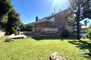 TRILOCALE IN VILLA CON GIARDINO PRIVATO!!