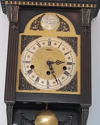 orologio a pendolo da parete