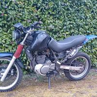 Suzuki freewind xf 650