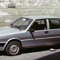 ricambi Lancia Prisma / Delta parti Accessori 