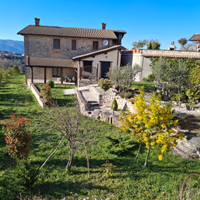 Privato vende casolare centro Italia