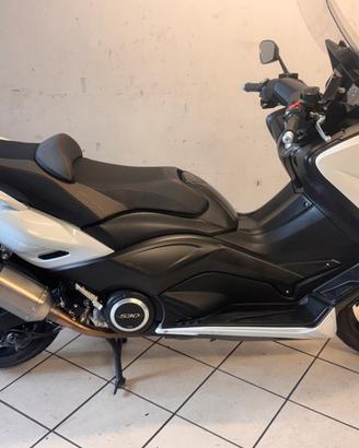 Yamaha T max 530 2015 Akrapovic