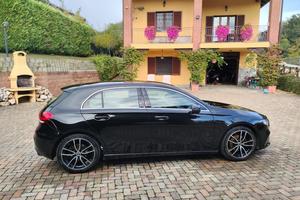 Mercedes-Benz A180